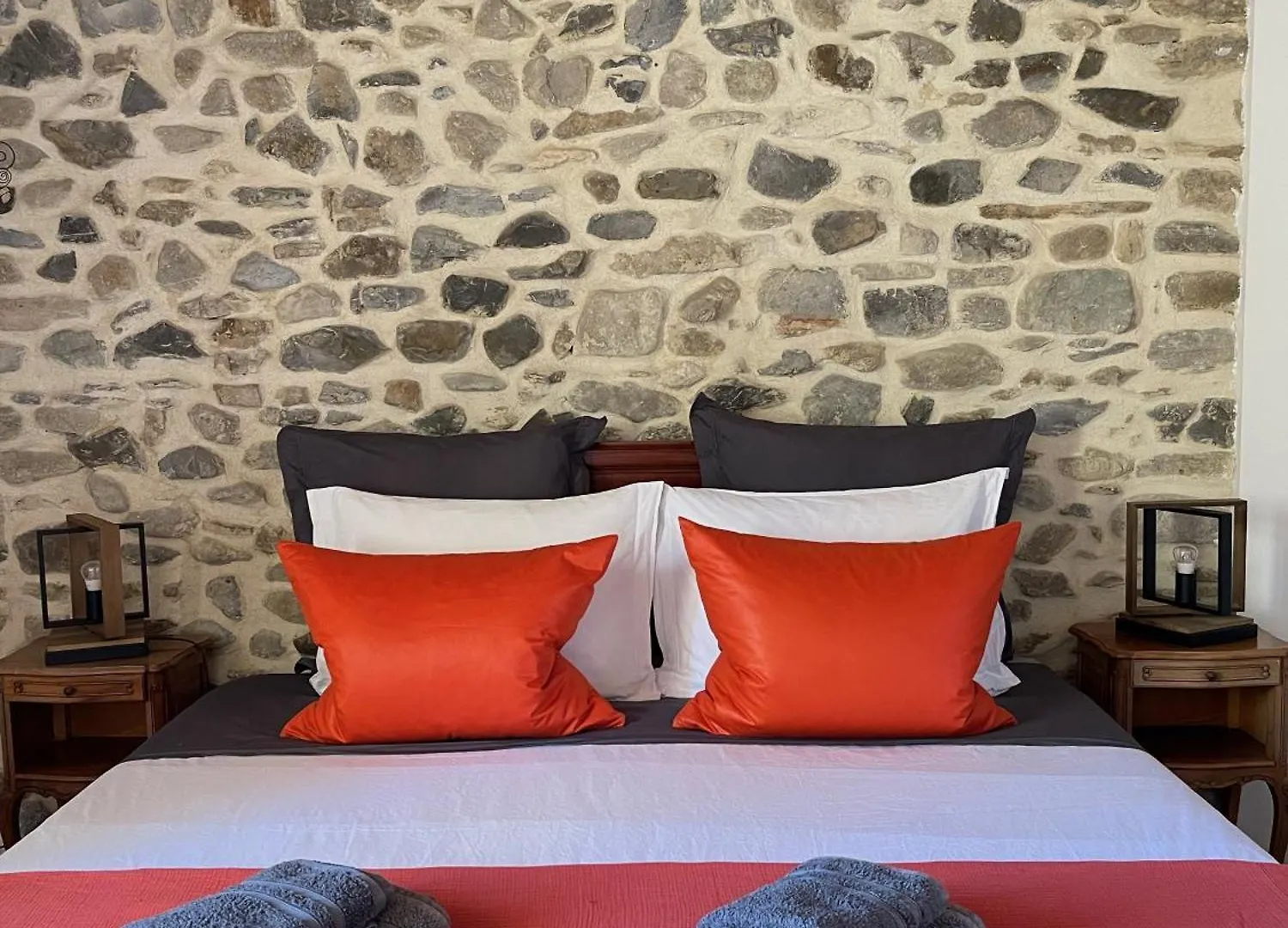 Le Mas De Mirabel 0*, Mirabel-aux-Baronnies France